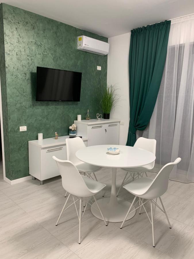 Apartament Alexandra Aparthotel Mamaia Ngoại thất bức ảnh